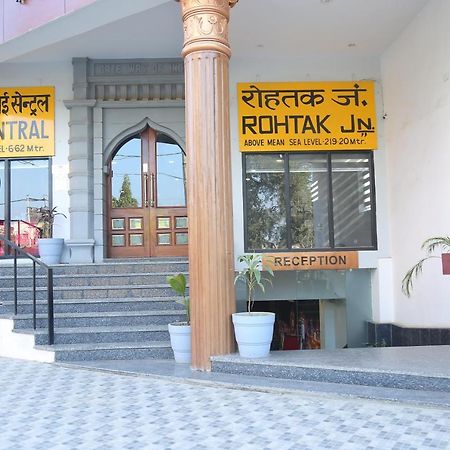 Inter Urban Rohtak Exterior photo